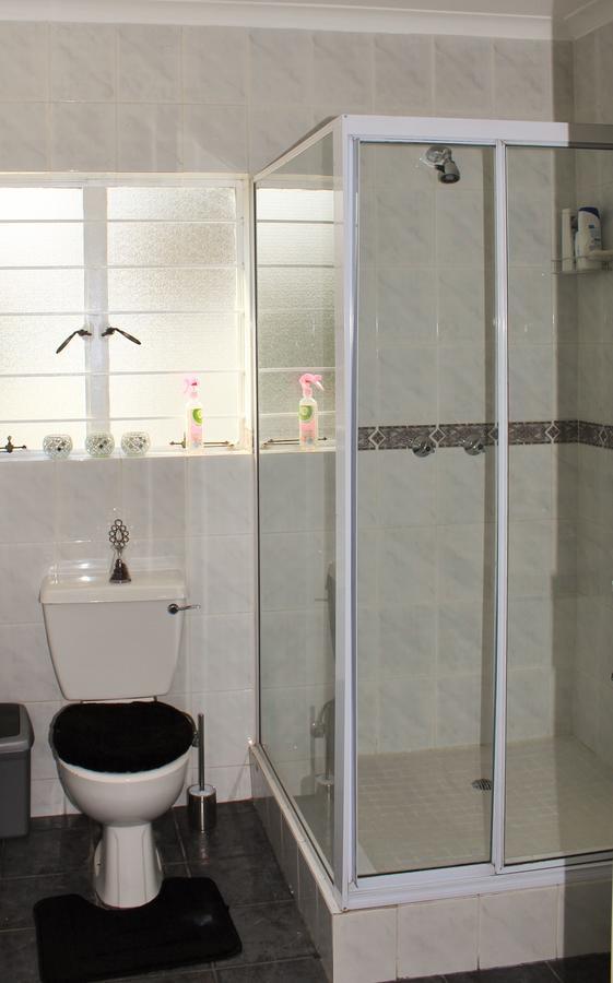 Vair'S Place Guest House In Sandton Paulshof - Apartment, Lux Suites & Spa Johannesburg Kültér fotó